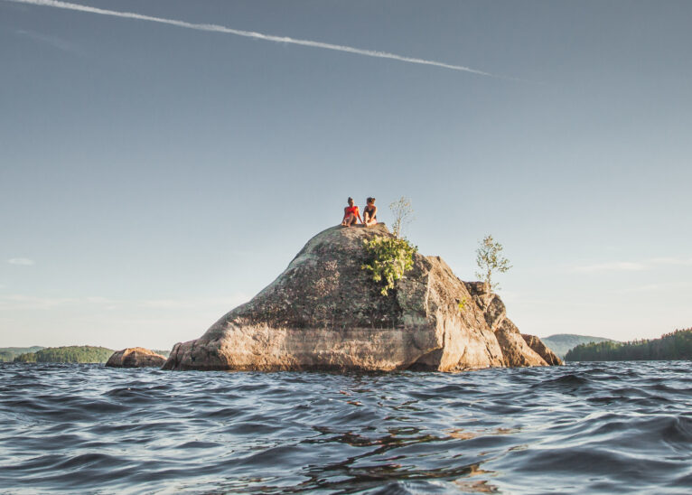Halte Poisson Blanc camping canot