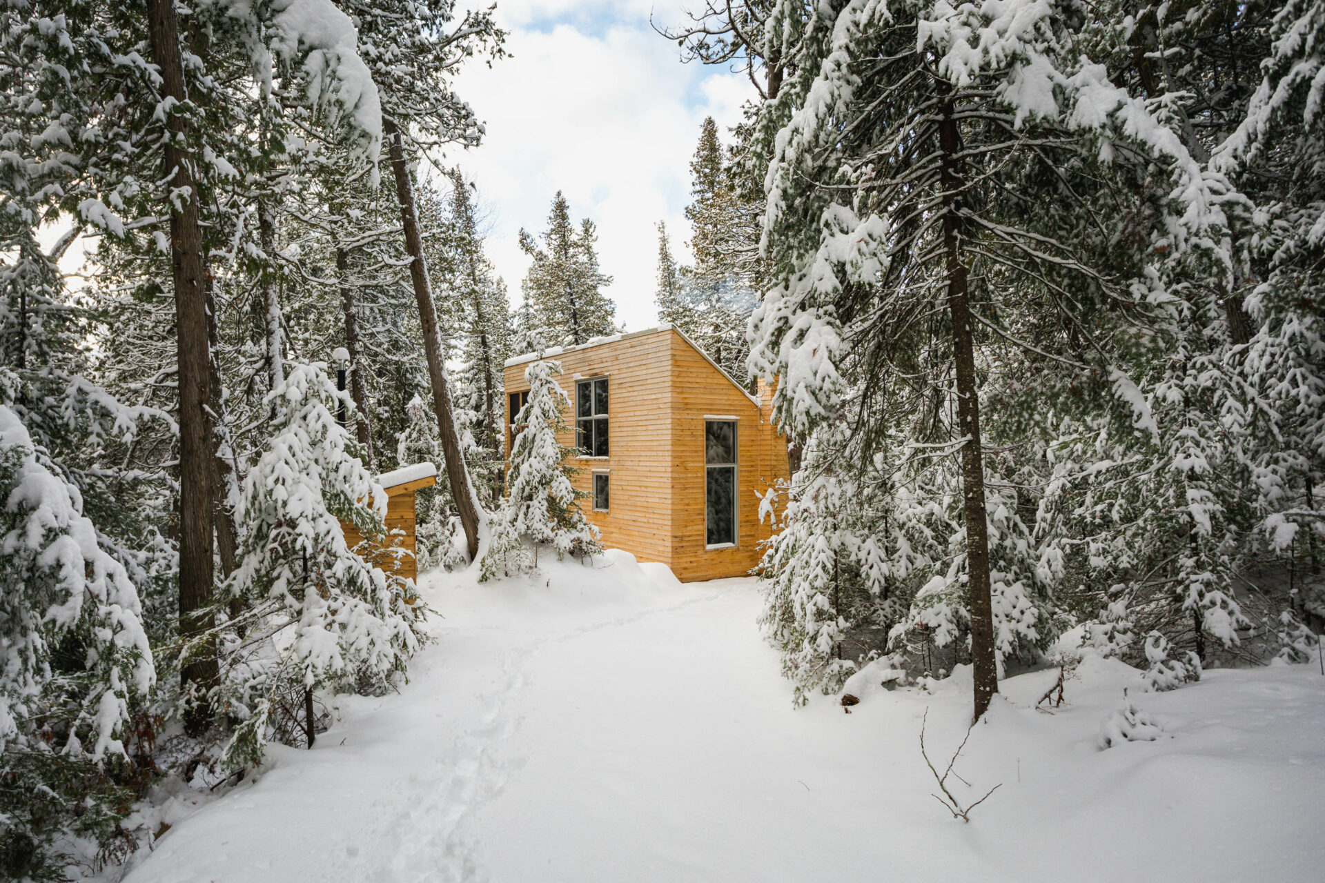 Parc Poisson Blanc refuge Grand-Pic